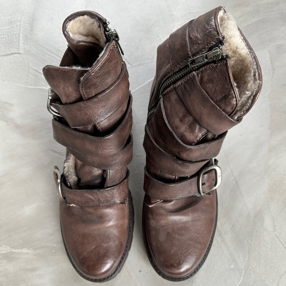 FRYE Womens Valerie Shearling Strappy Ankle Boot - Picture 4 of 7
